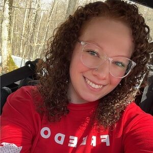 Meet your Posher, Amanda